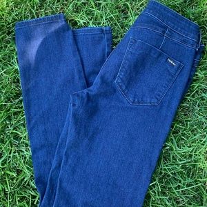 BEBE SKINY ANKLE JEANS